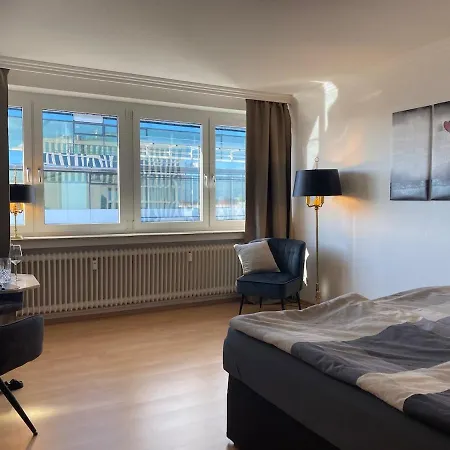 - Elevator - Sundowner